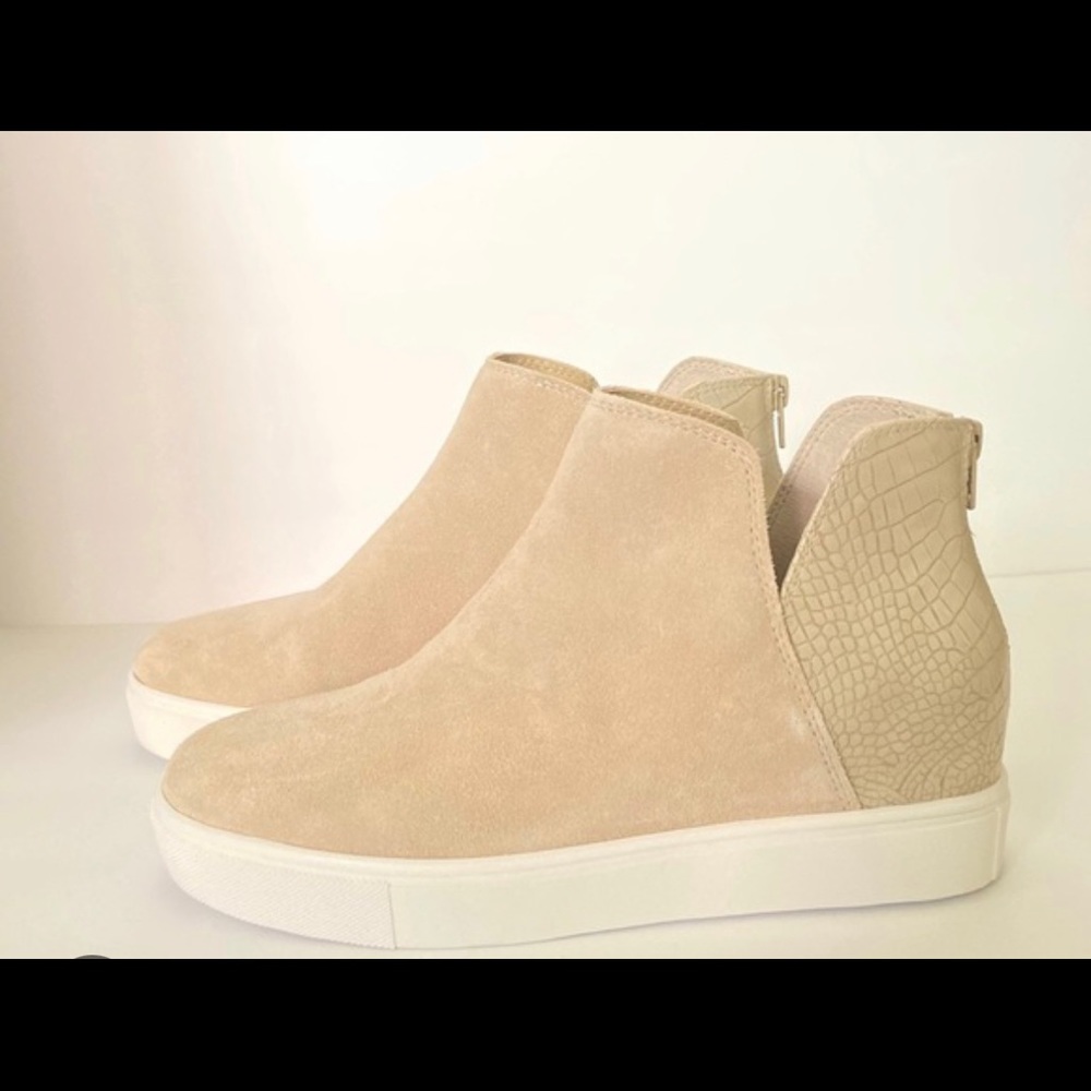 Steve Madden Caesar Taupe Ankle Boot Size 9.